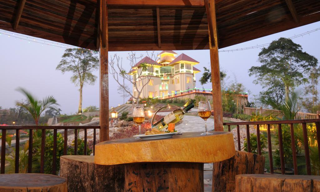 Mount Pleasant Hotel Oattara Thiri Екстер'єр фото