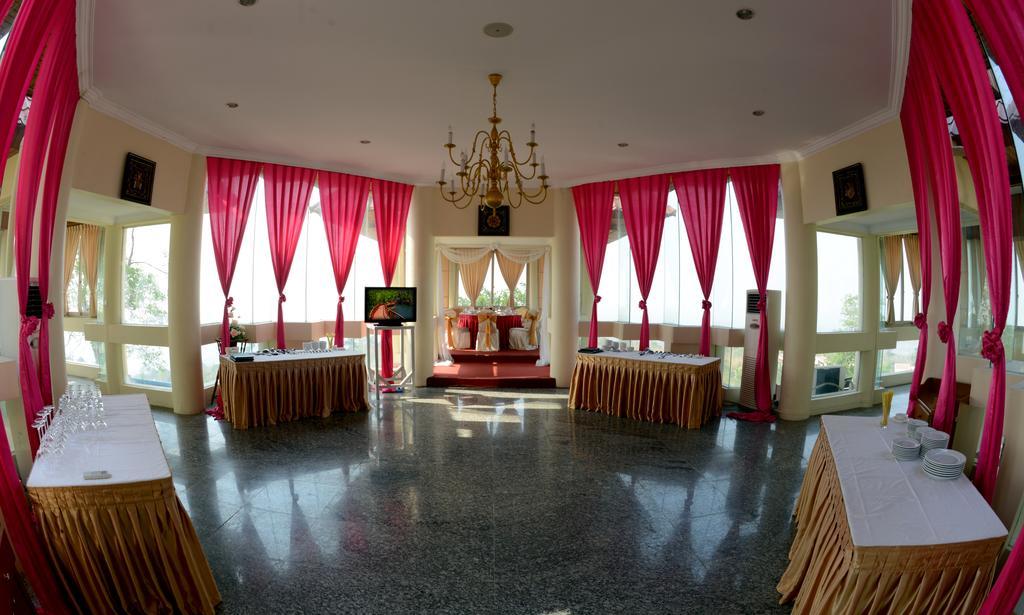 Mount Pleasant Hotel Oattara Thiri Екстер'єр фото