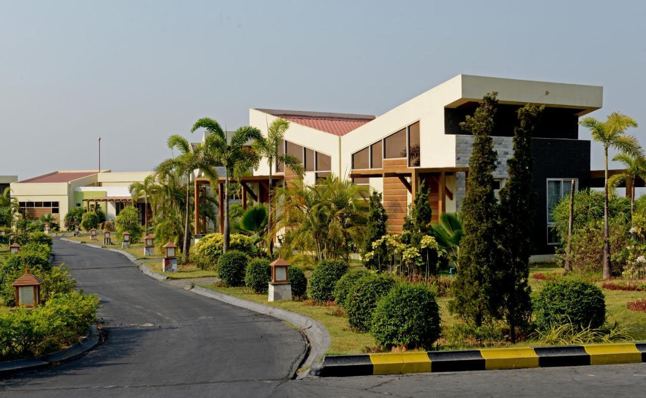 Mount Pleasant Hotel Oattara Thiri Екстер'єр фото